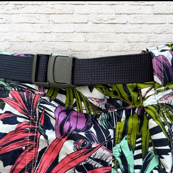 Like New Columbia Women’s Swim Trunks Floral Pattern Size 3X - Picture 3 of 5